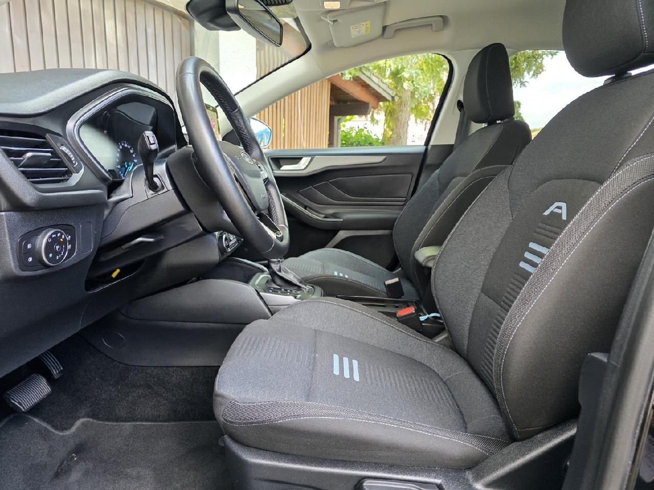 Ford Focus Turnier Active Autom. *ACC*LED*TWA*KAM*NAV