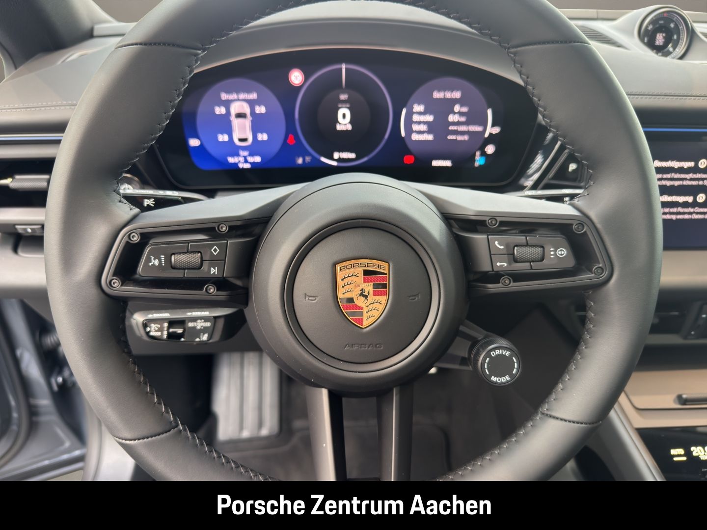 Porsche Macan 4S BOSE Rückfahrkamera Abstandstempomat