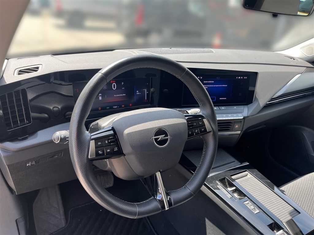 Opel Astra 1.2 Turbo Business - Samsaru's Car Outlet