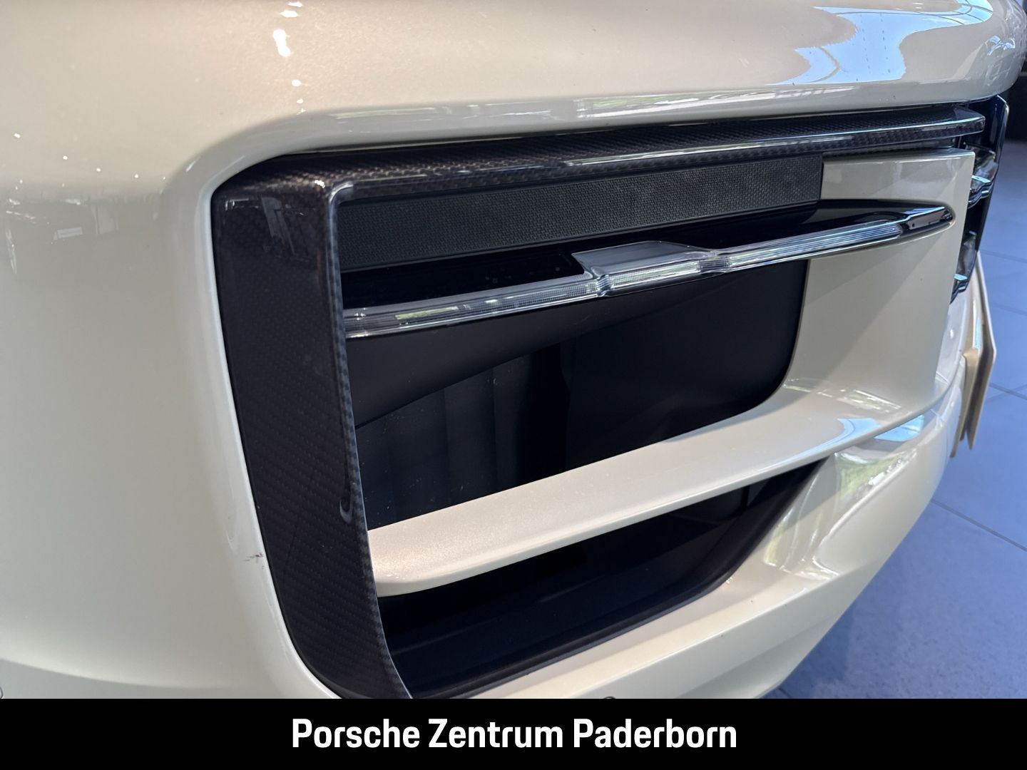 Porsche Cayenne GTS Coupe PTS Leichtbau-Carbon-Paket