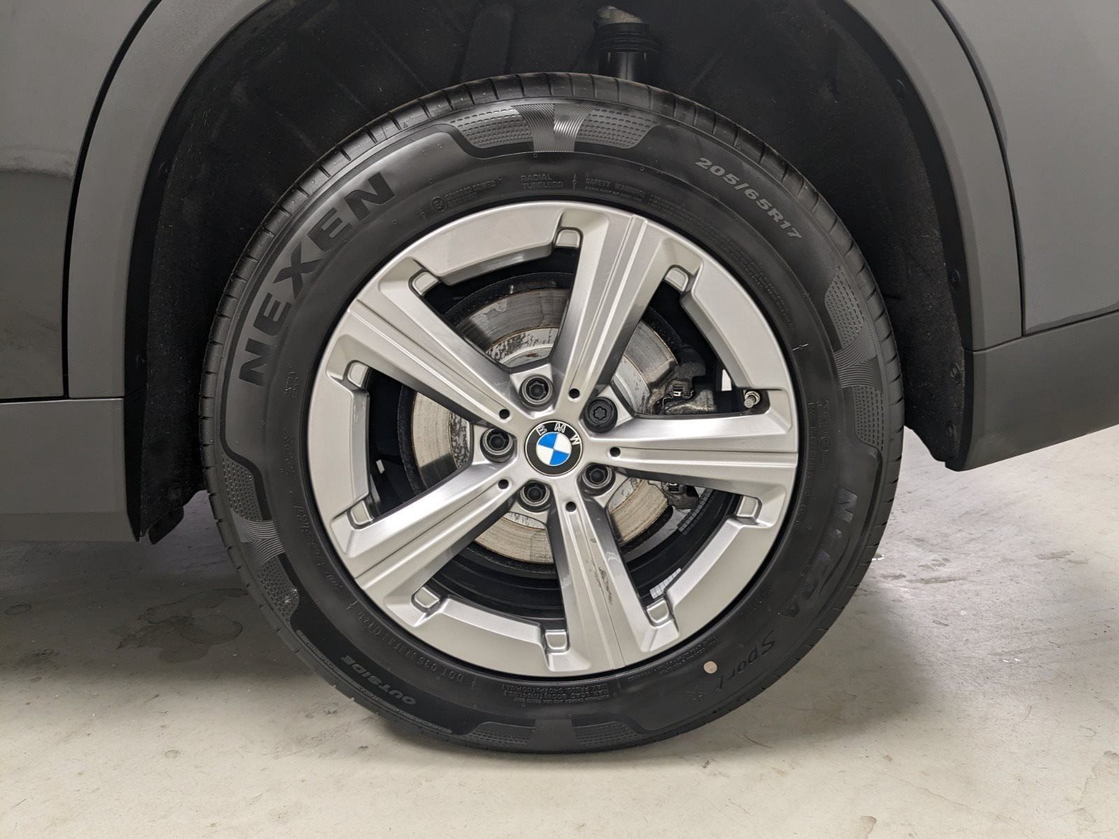 BMW X1 xDrive20d - Samsaru's Car Outlet