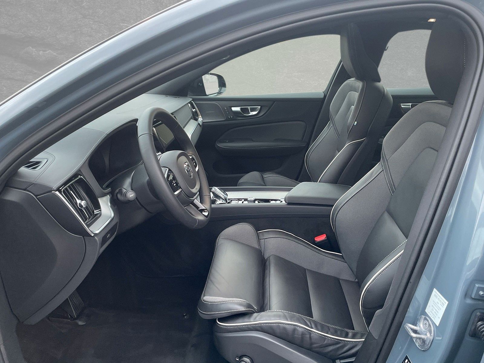 Volvo S60 B5 AWD Mild-Hybrid Ultimate Dark ACC BLIS SD