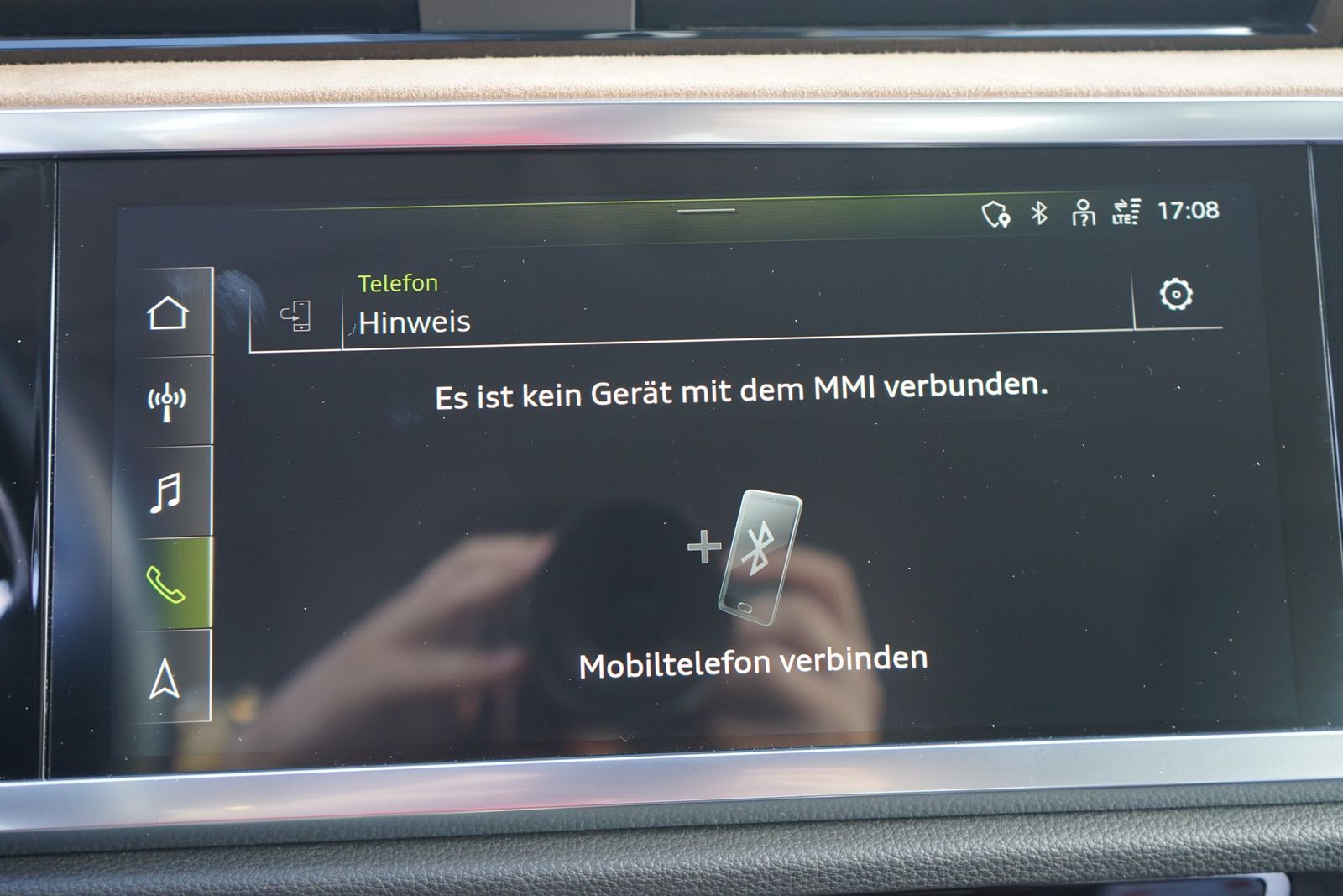 Audi Q3 35 2.0 TDI quattro S line - Samsaru's Car Outlet