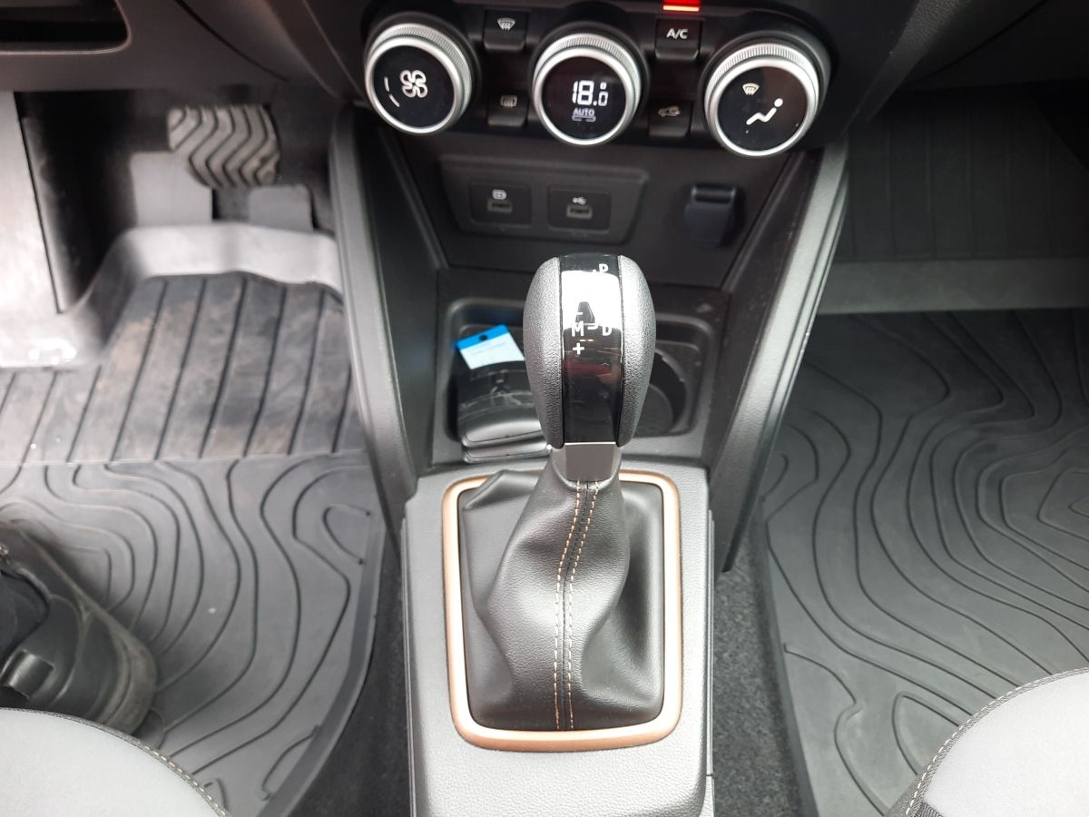 Dacia Duster II TCe 150 Extreme - Samsaru's Car Outlet