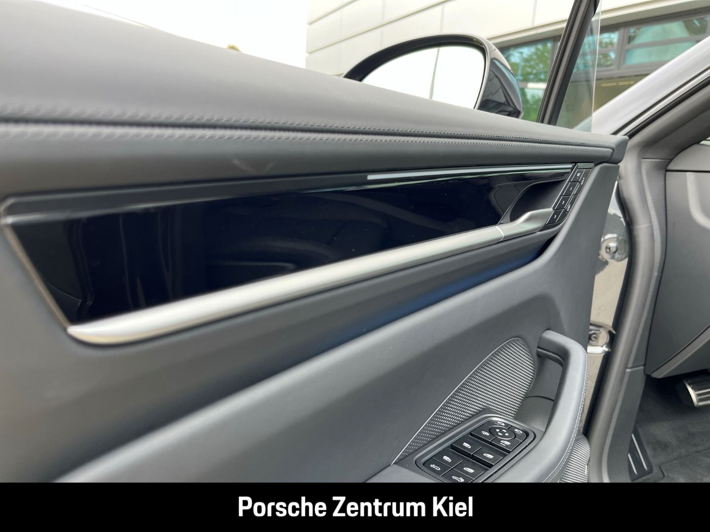 Porsche Macan 4S HA-Lenkung InnoDrive HUD Sitzbelüftung