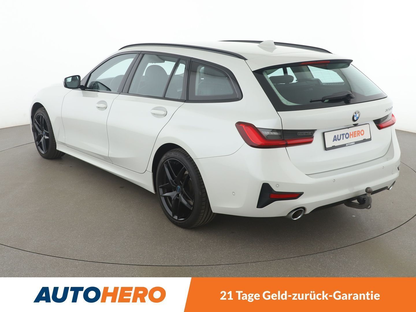 BMW 320d Sport Line Aut. - Samsaru's Car Outlet