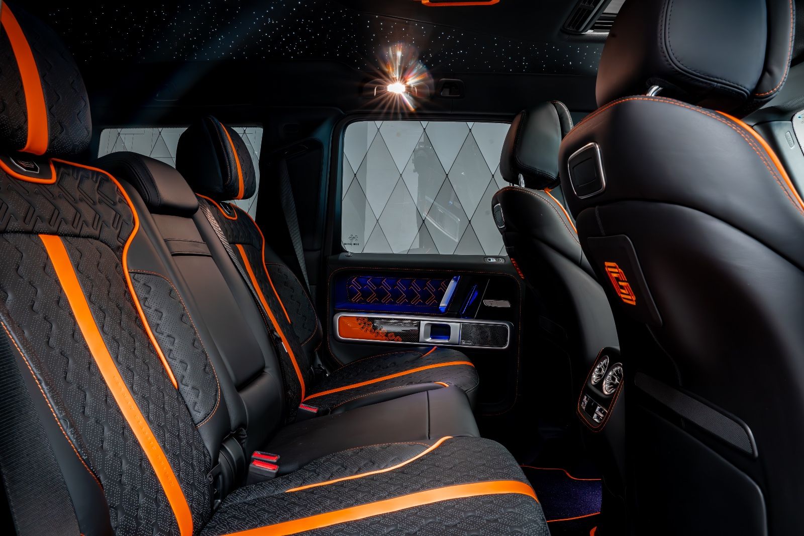 Mercedes-Benz G 63 AMG BLACK - Samsaru's Car Outlet