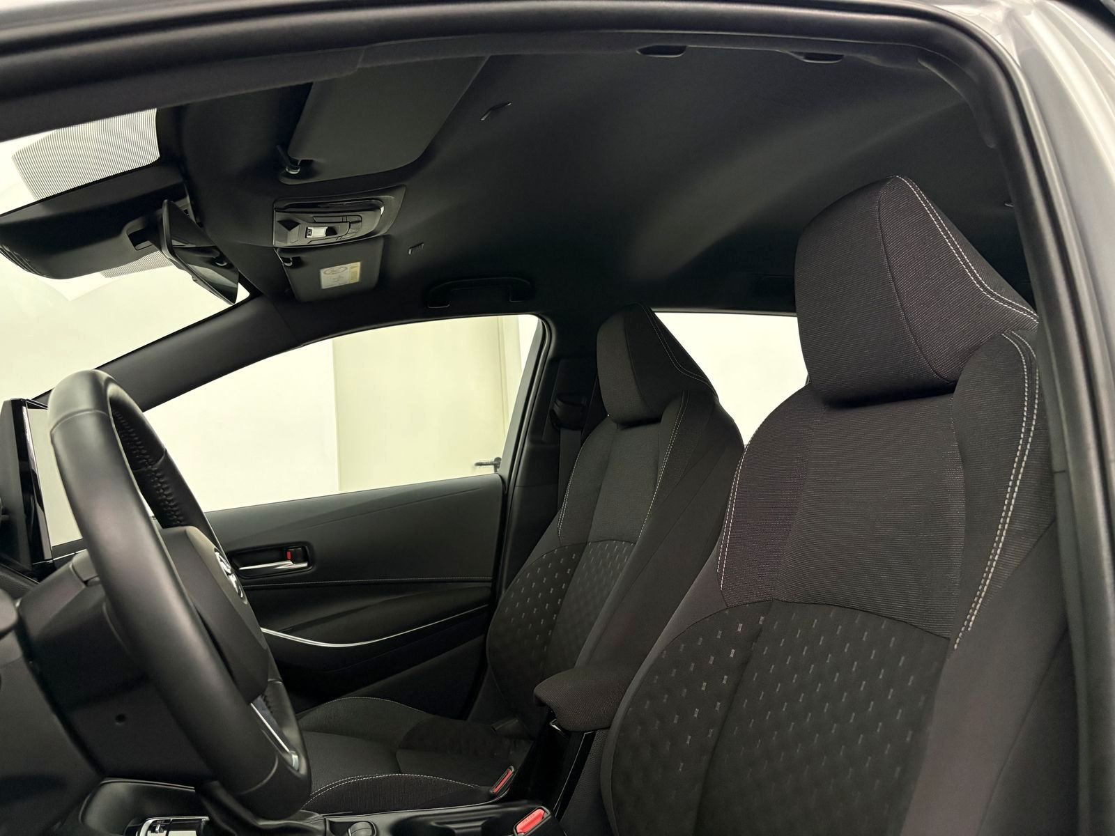 Toyota Corolla 1.8 Hybrid R-Kam#ACC#LED#Sitz-/Lenkradhz
