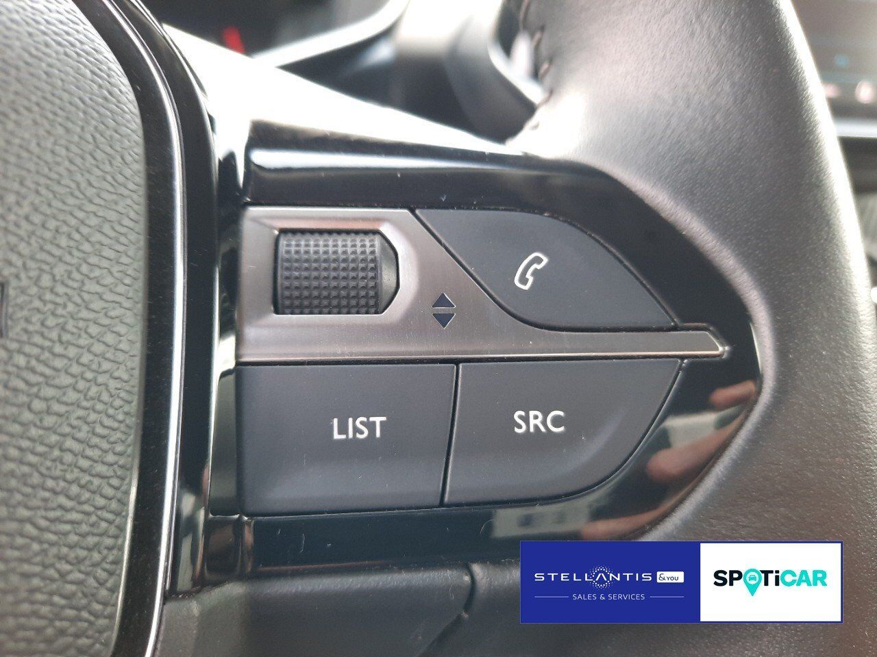 Peugeot 2008 e-Allure Pack - Samsaru's Car Outlet