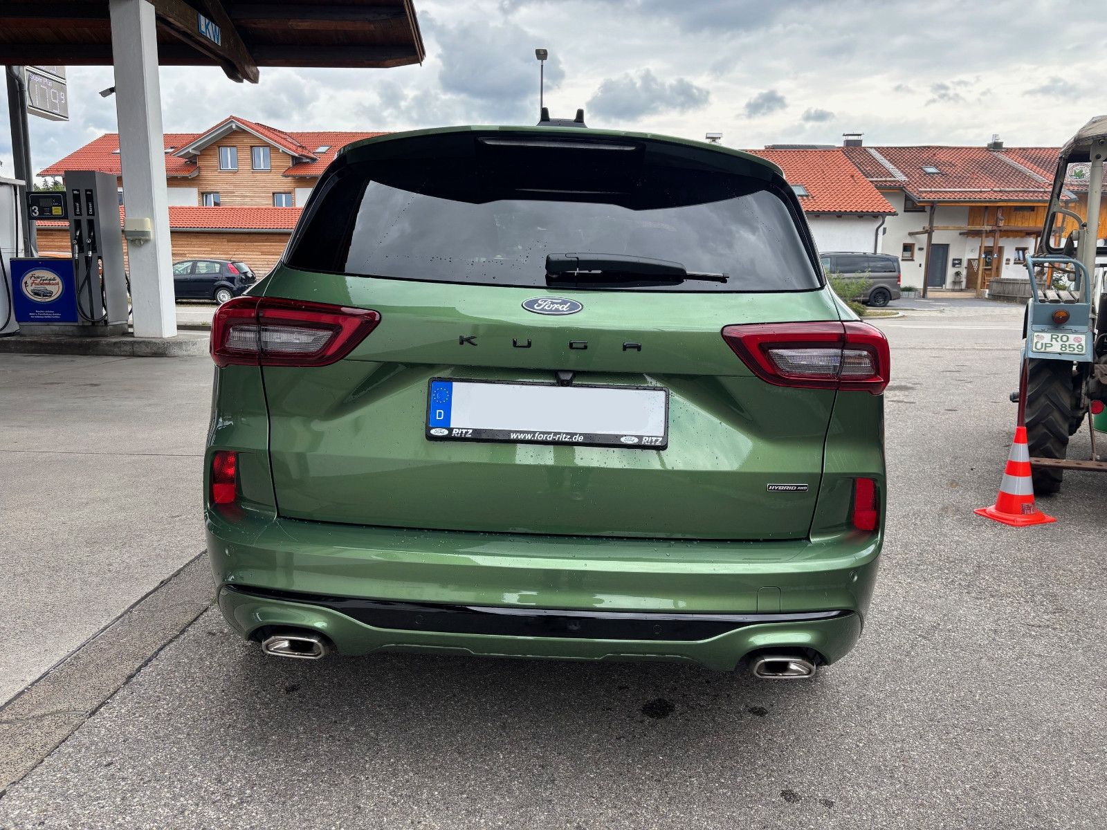 Ford Kuga Hybrid ST-Line X - Samsaru's Car Outlet