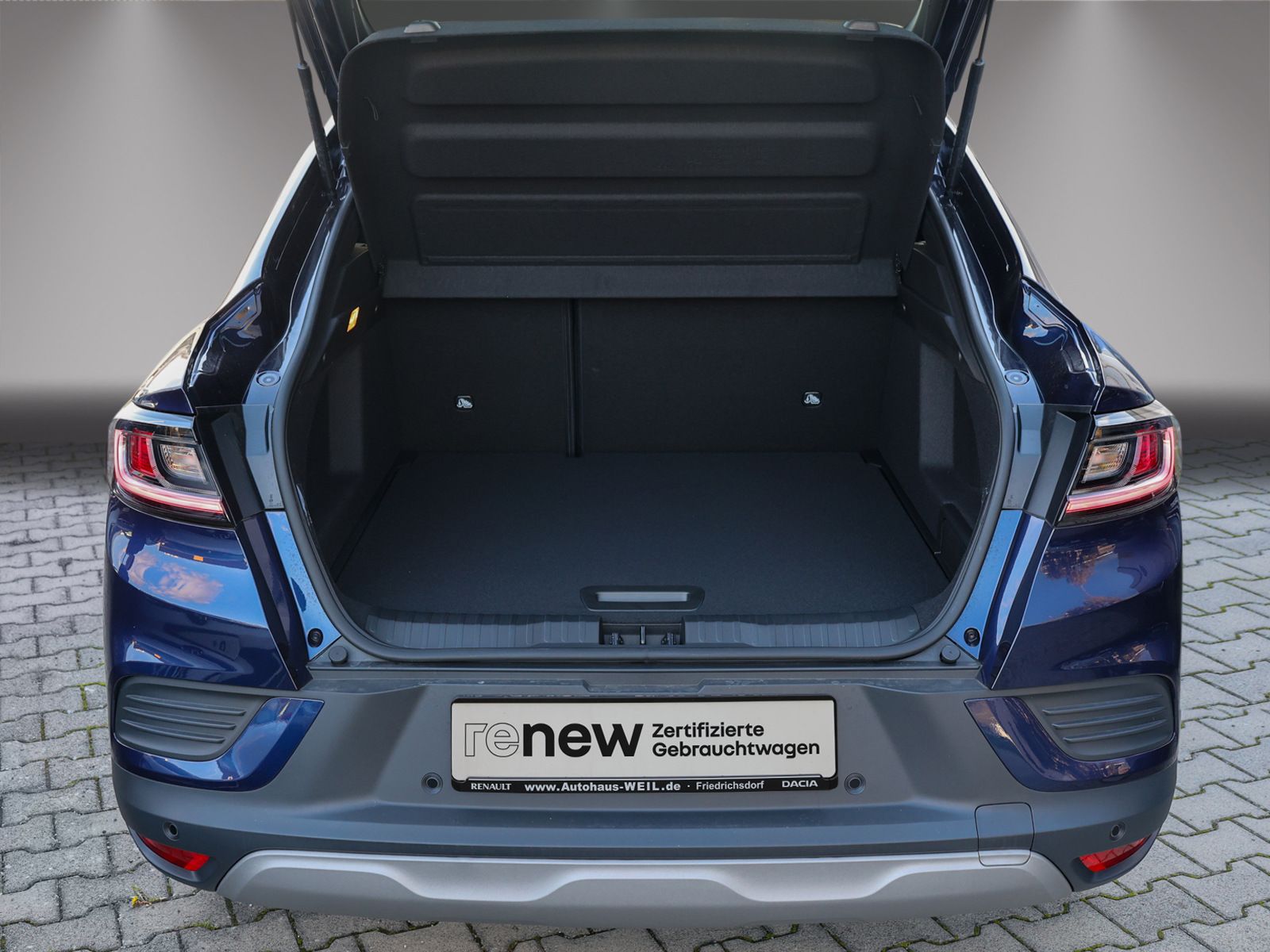 Renault Arkana TECHNO+E-Tech Full Hybrid - Samsaru's Car Outlet