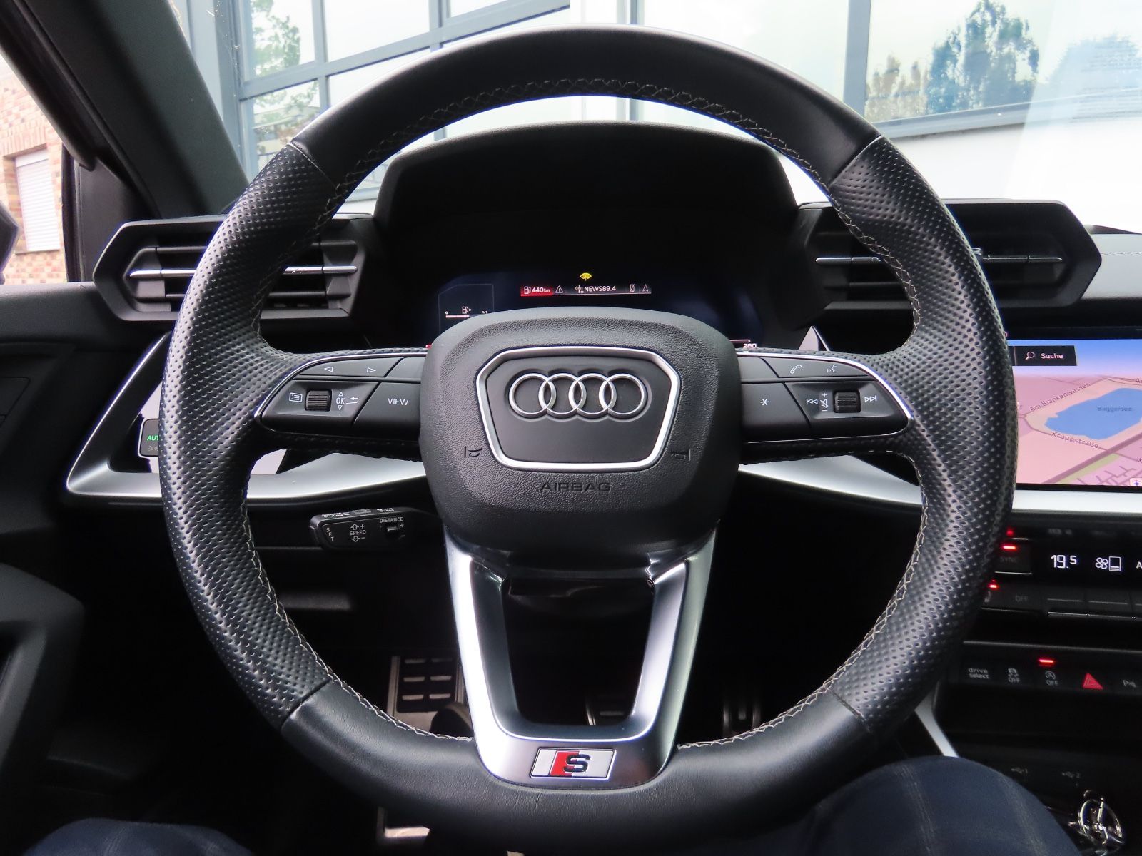 Audi A3 Limousine 35 TFSI S line Leder Ambiente