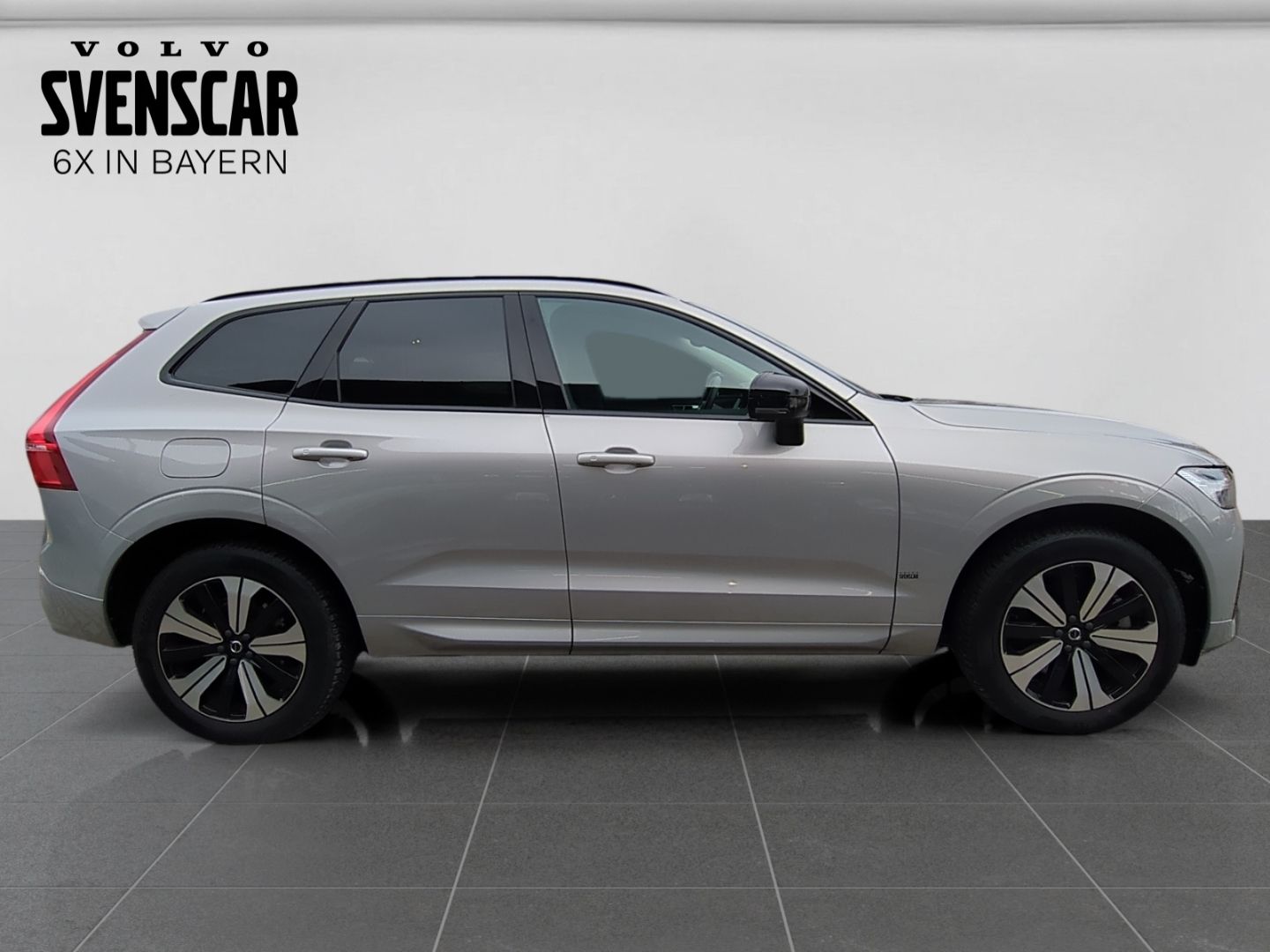 Volvo XC60 Plus Dark Recharge Plug-In Hybrid AWD T6 St