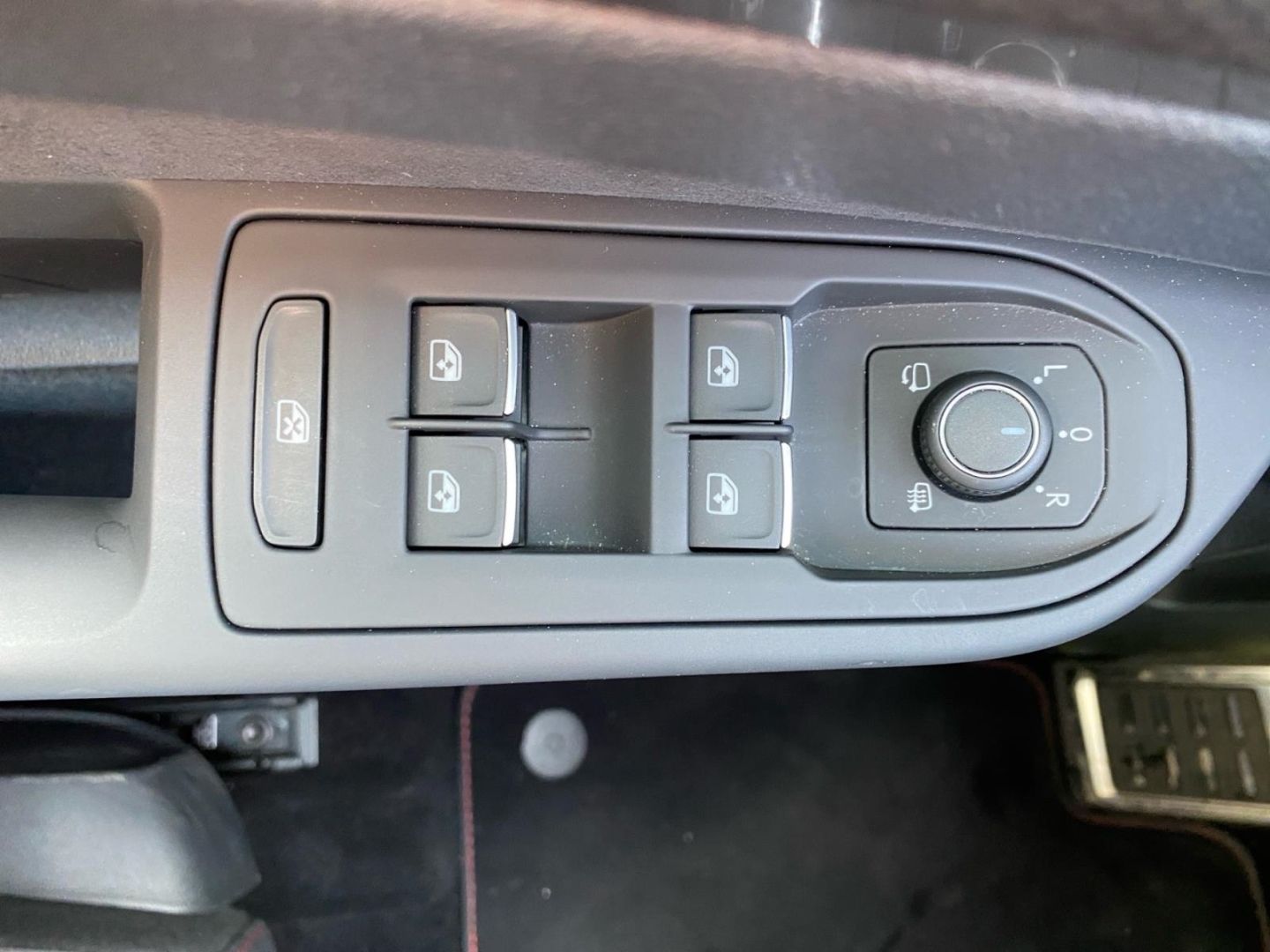 Volkswagen Golf 8 VIII GTI 2.0 TSI - Samsaru's Car Outlet