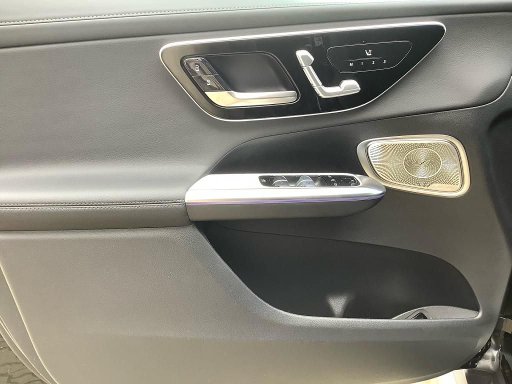 Mercedes-Benz GLC 300 de 4M #AMG #NIGHT #PANO #AHK #BURMESTER