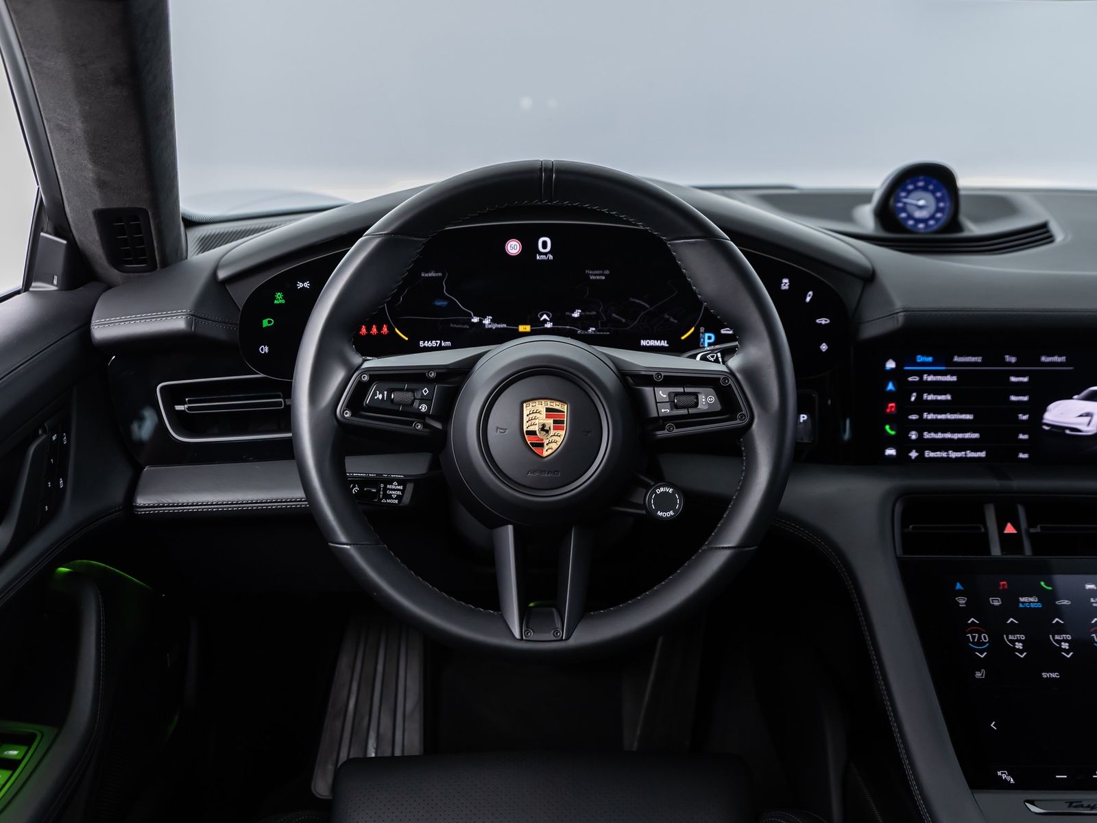 Porsche Taycan GTS Sport Turismo SPORTDESIGN CARBON*PANO