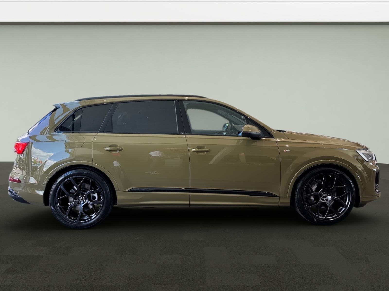 Audi Q7 SUV S line 50 TDI quattro 210(286) kW(PS) tip