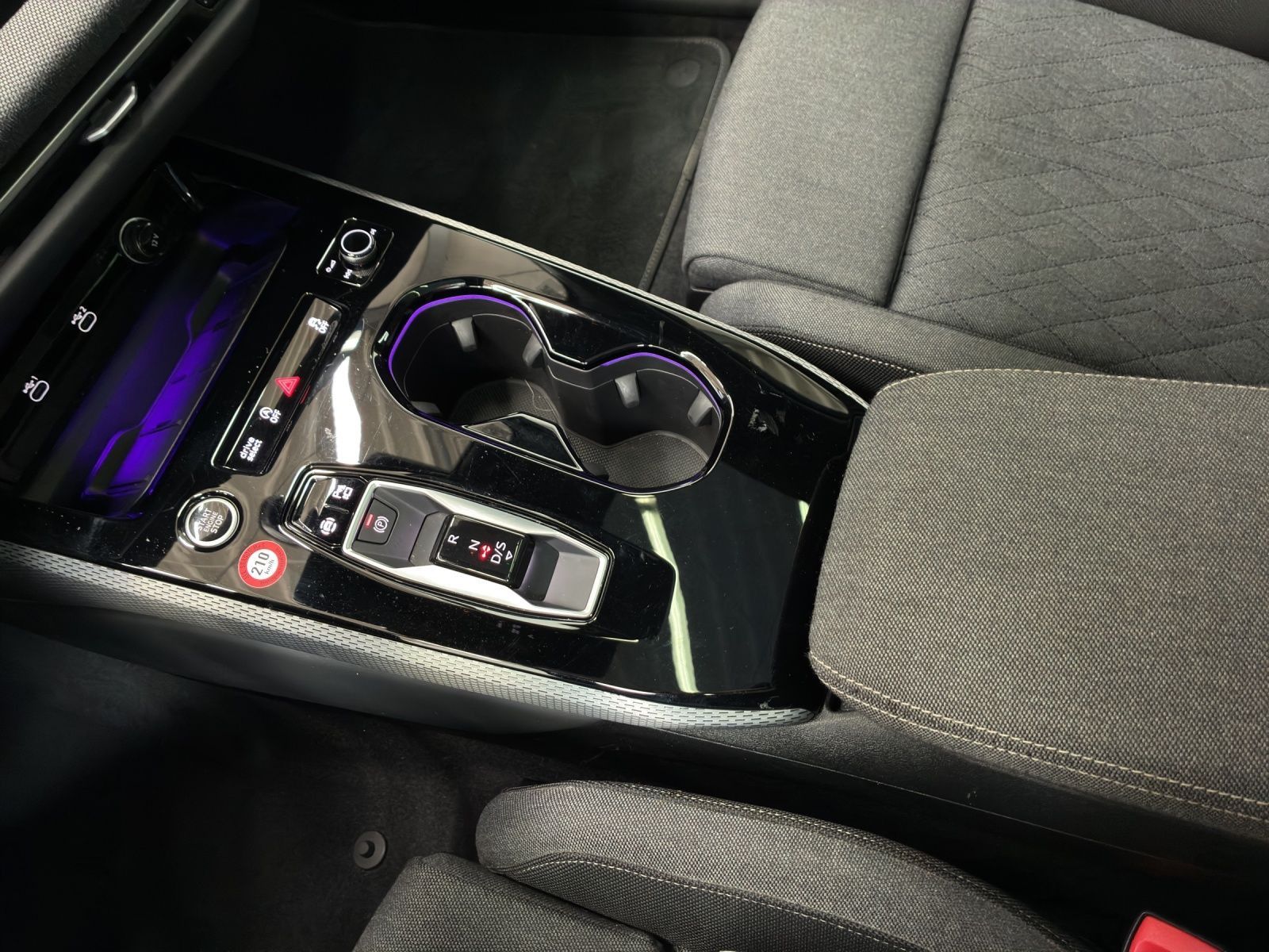 Audi A5 Avant TFSI Q S LINE LM19 BF-DISPLAY MATRIX PA