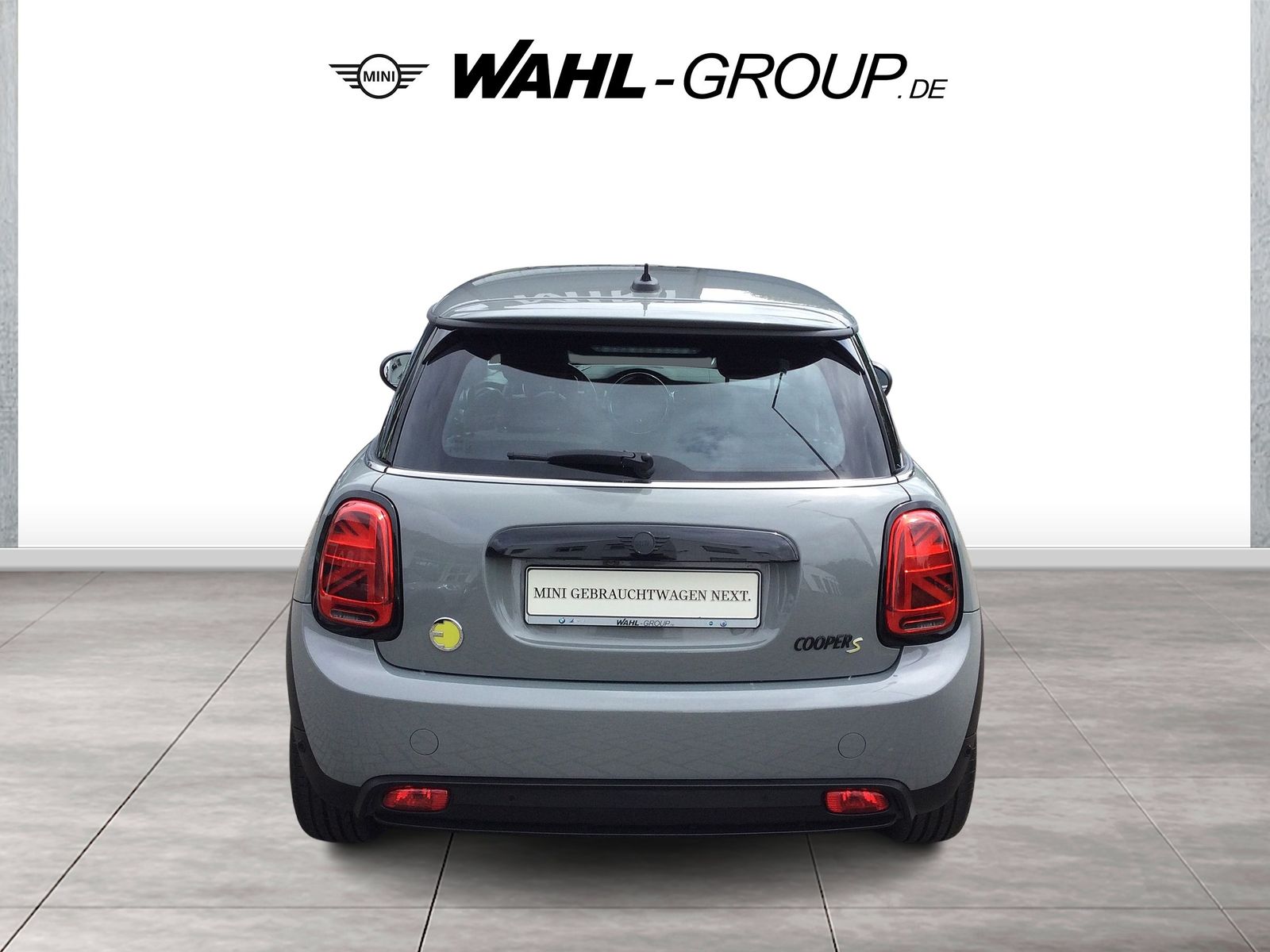 MINI Cooper SE CLASSIC - Samsaru's Car Outlet