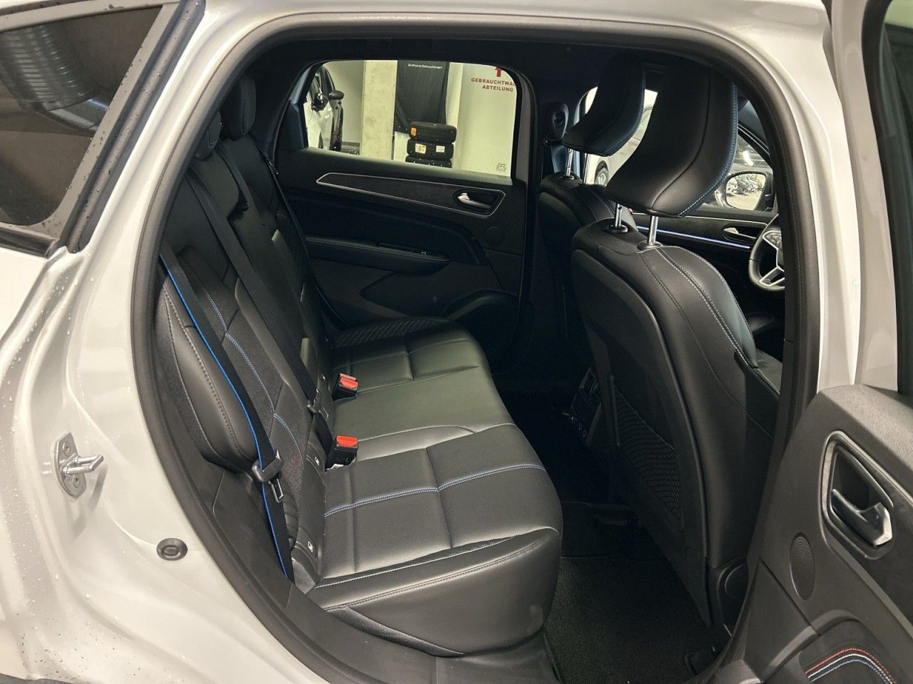 Renault Arkana Esprit Alpine Mild Hybrid - Samsaru's Car Outlet