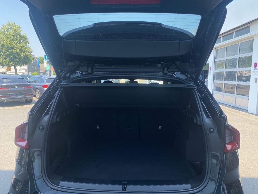 BMW X1 xDrive20d - Samsaru's Car Outlet