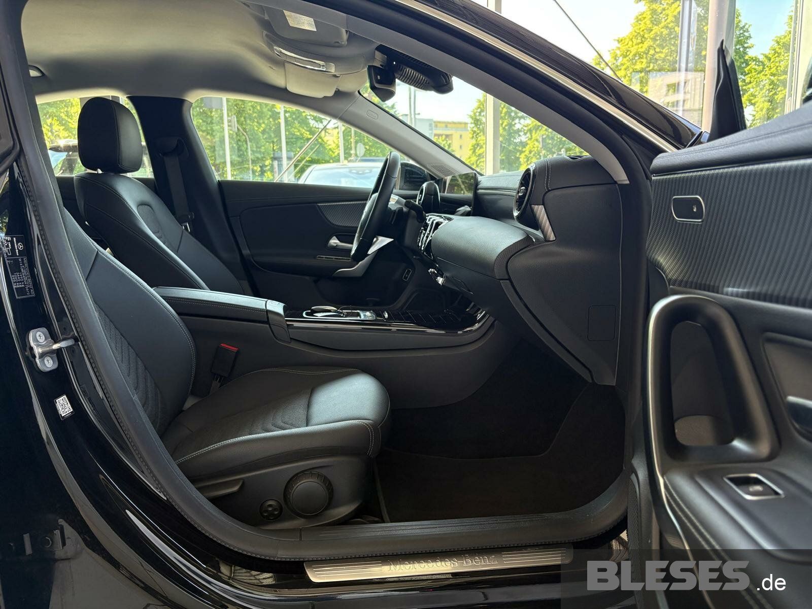 Mercedes-Benz CLA 180 Coupé - Samsaru's Car Outlet