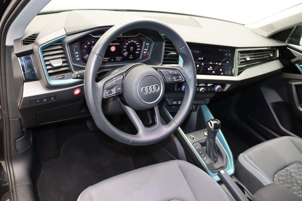 Audi A1 Sportback 35 TFSI S line - Samsaru's Car Outlet