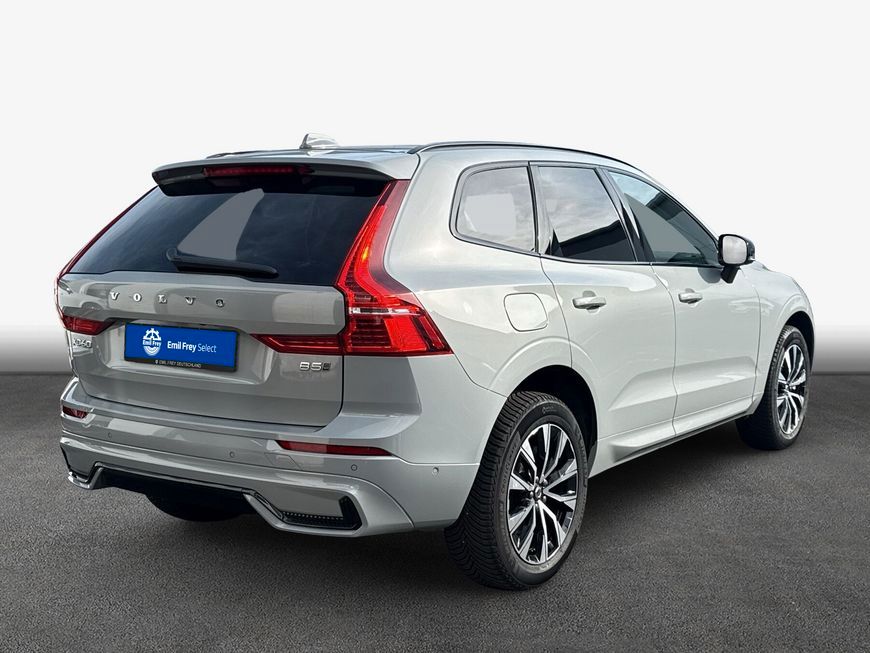 Volvo XC60 B5 B AWD Plus Dark