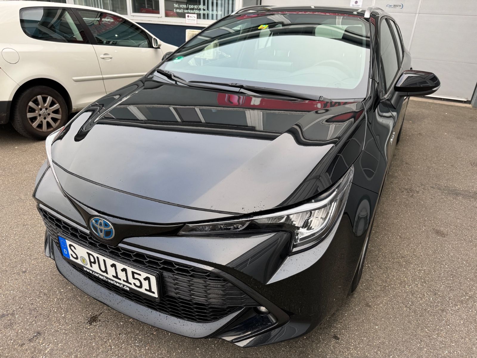 Toyota Corolla Touring Sports Hybrid Comfort - Samsaru's Car Outlet