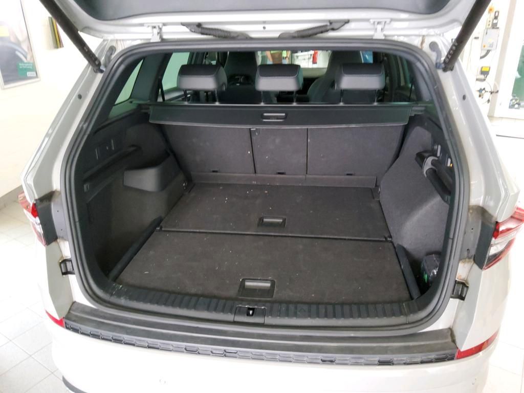 Skoda Kodiaq 2.0 TSI 4x4 Sportline *AHK*MATRIX*KAMERA*