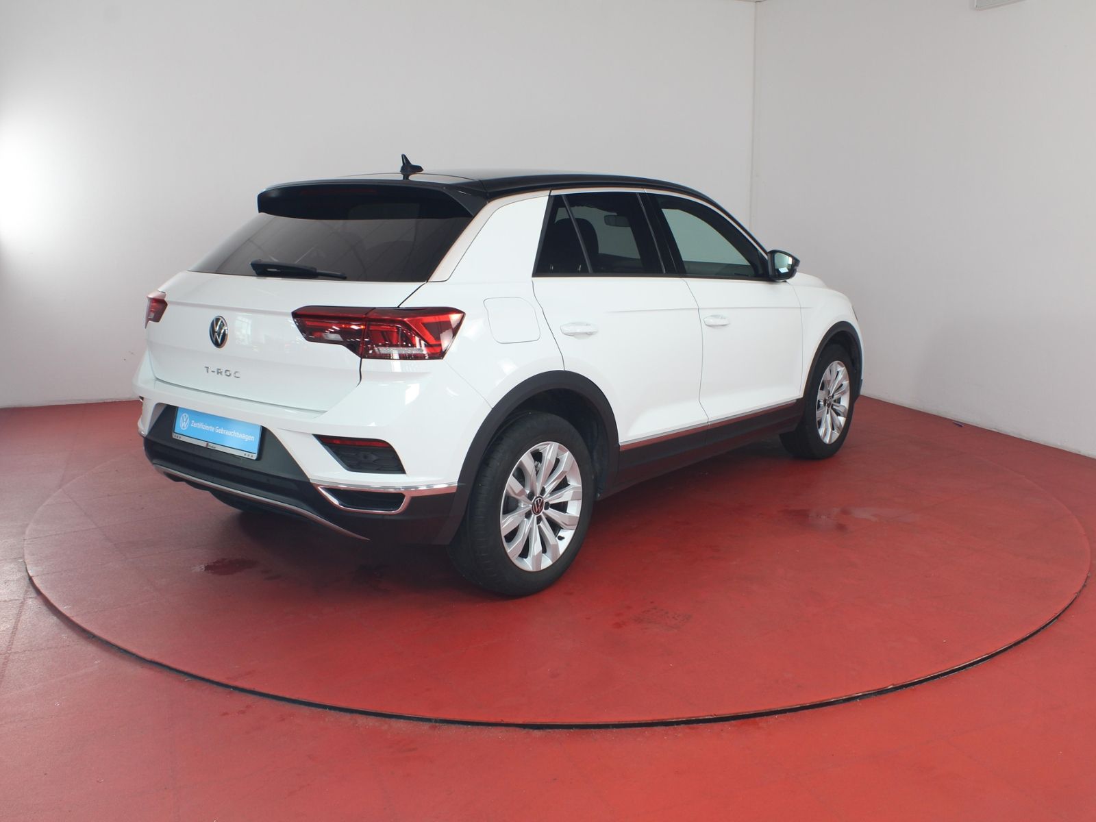 Volkswagen T-ROC 1.5TSI DSG - Samsaru's Car Outlet