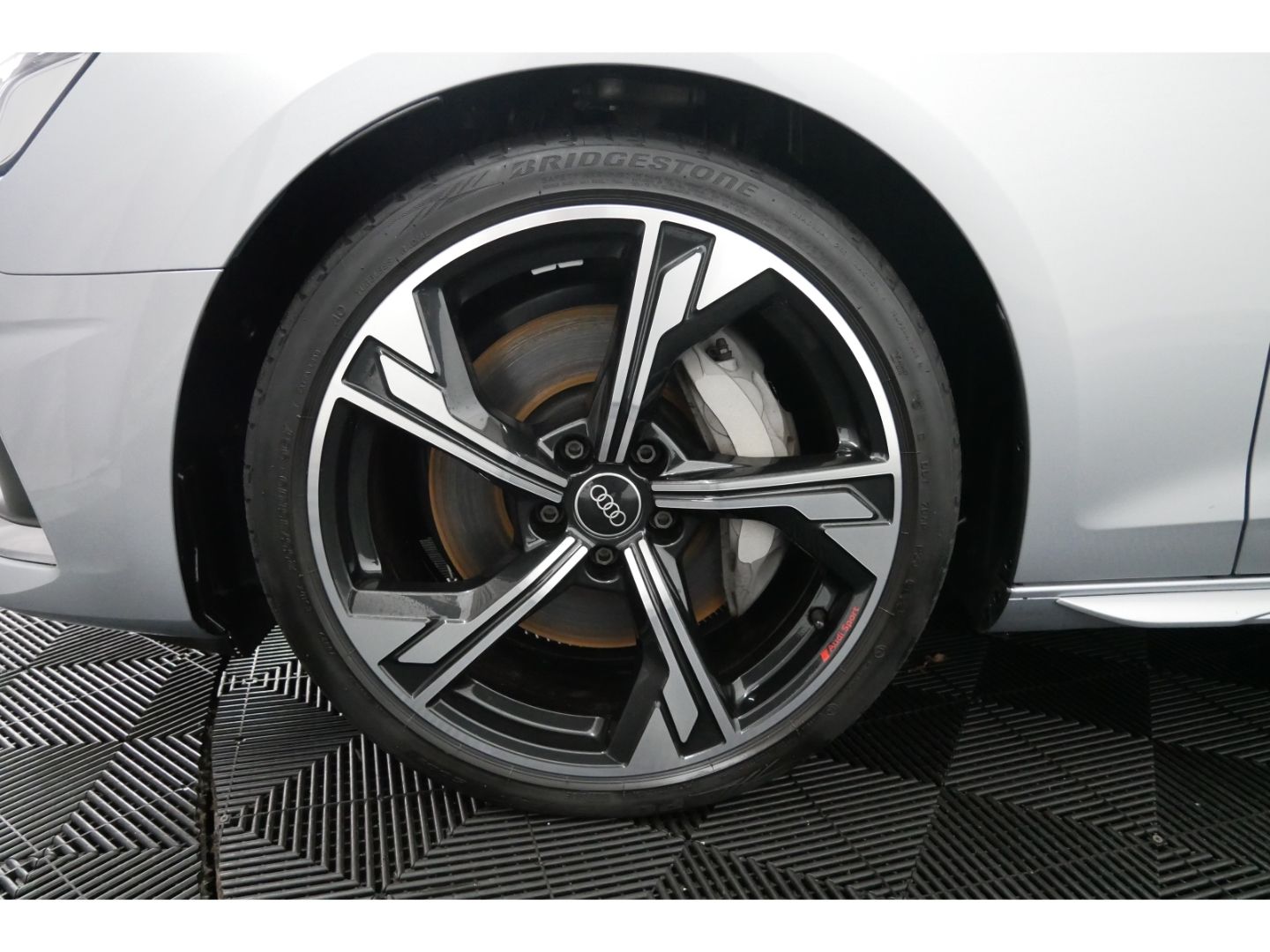 Audi A4 50 TDI q S line LED+Navi+Leder+Sportsitze+19'
