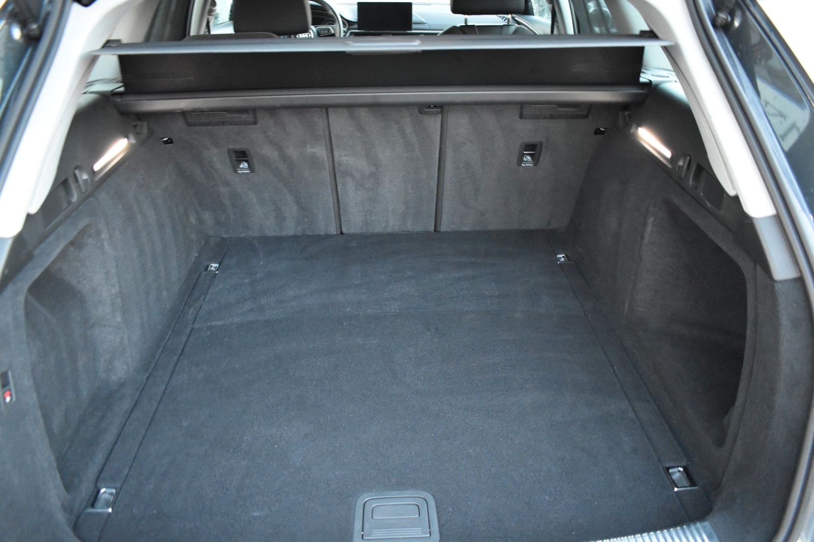 Audi A4 Allroad quattro 40 TDI*SPORT*LED*AHK*NAVI*SHZ