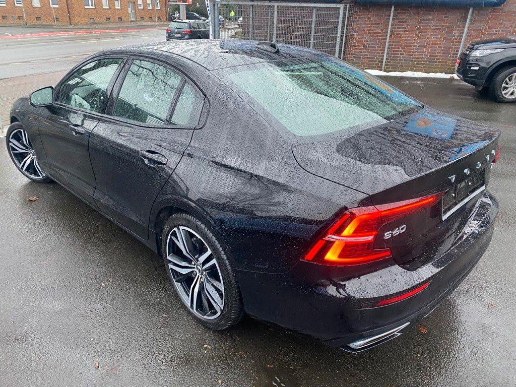 Volvo S60 B 4 R Design