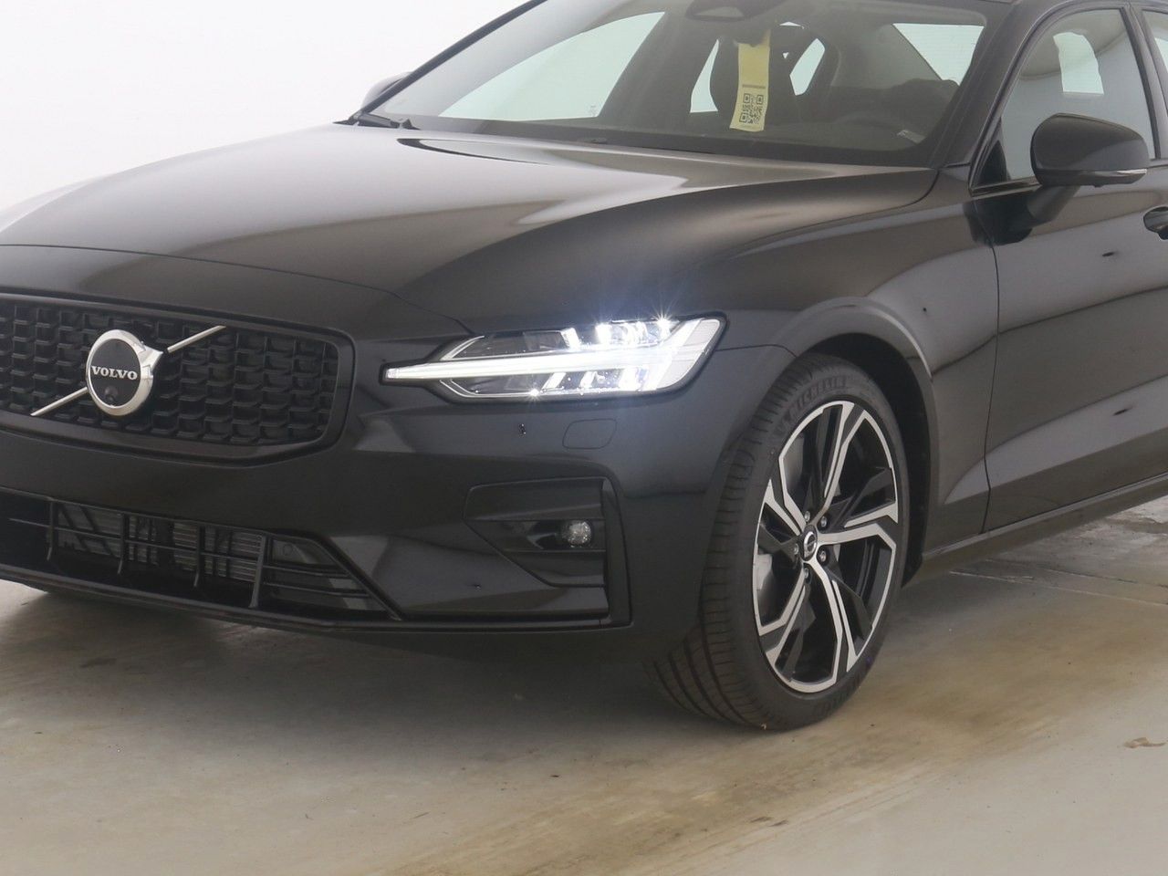 Volvo S60 B5 Ultimate Dark AWD*S-ZINS 1,99% eff.*STHZ