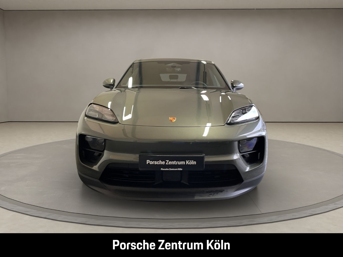 Porsche Macan 4S Electric - Samsaru's Car Outlet