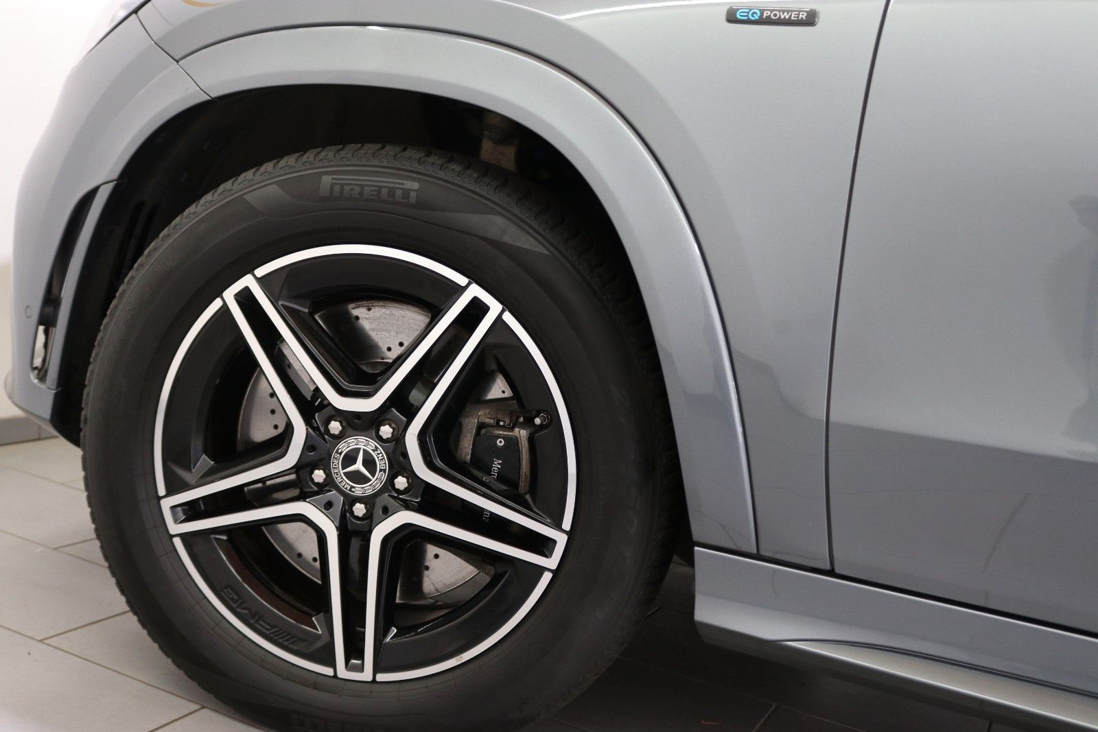 Mercedes-Benz GLE 350 DE 4M AMG-LINE"PANO"DTR+"MASSAGE"SOUND"