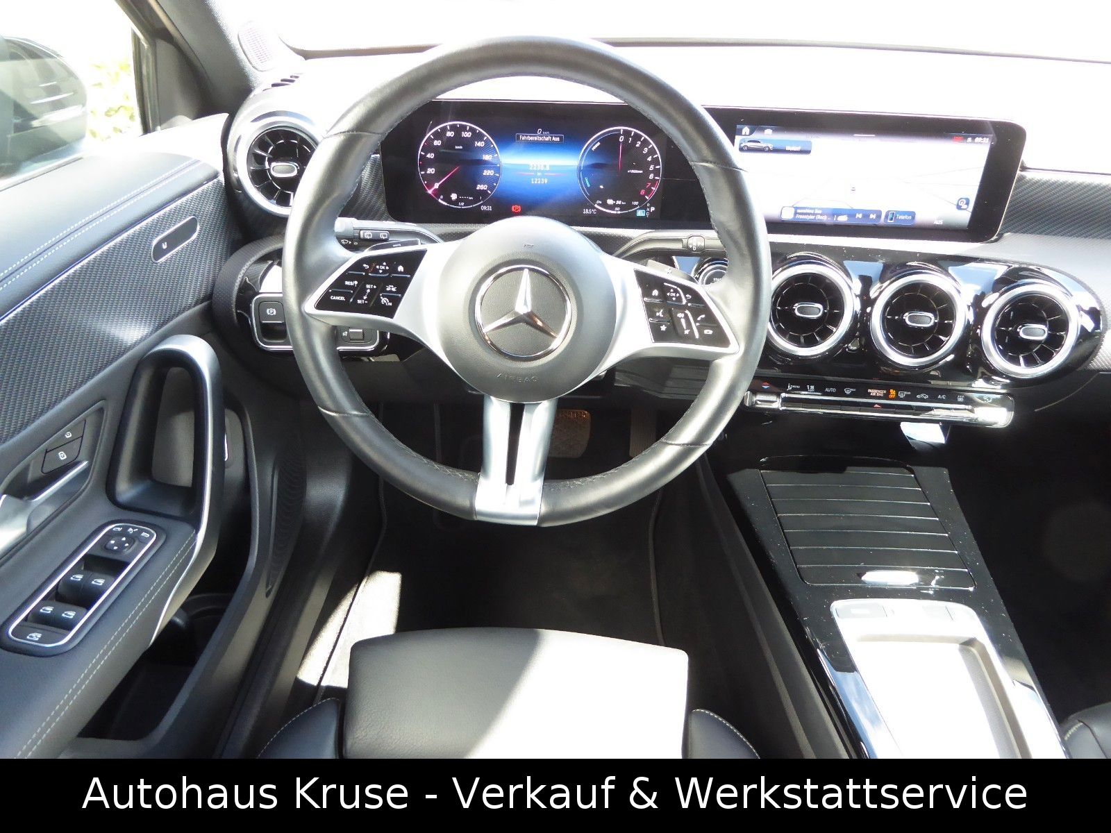 Mercedes-Benz A 250 e PRO - Samsaru's Car Outlet