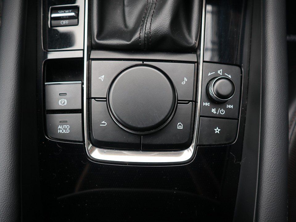 Mazda 3 M-Hybrid Selection G-150 AT LEDER-S PRE-P DES-