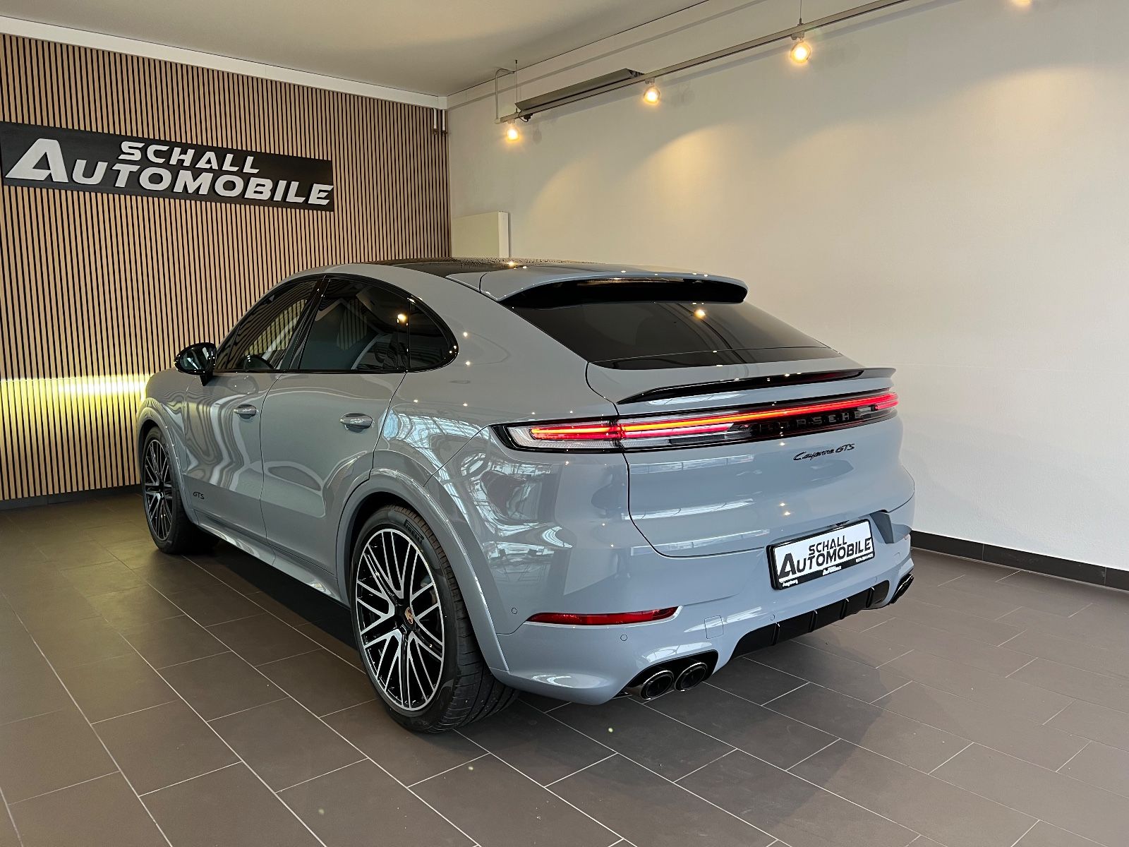 Porsche Cayenne Coupe GTS/ALLRADLE/BOSE/HEADUP/SHZG/PANO