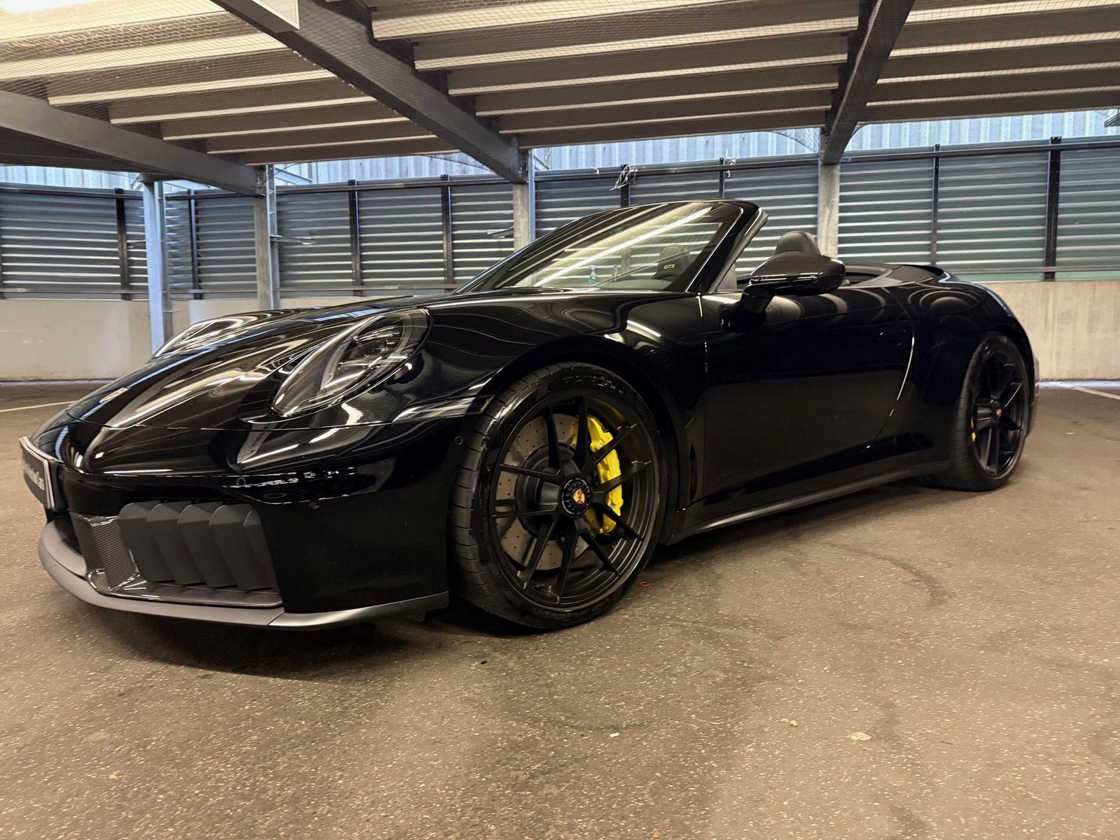 Porsche Carrera 4 GTS Cabriolet *MATRIX*CARBON-EXT*CHRON