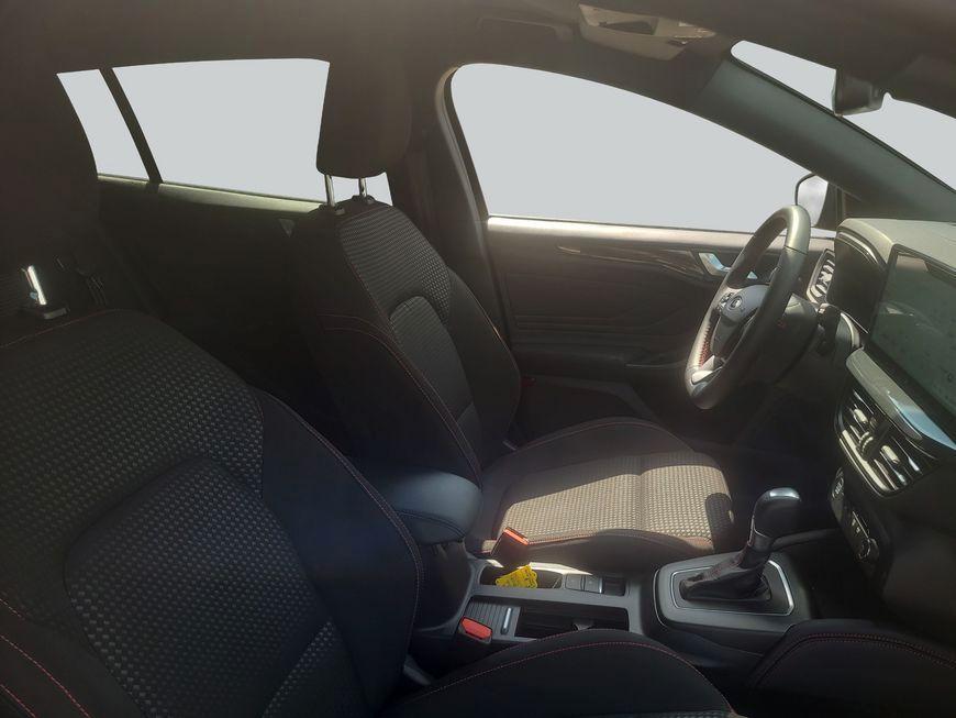 Ford Focus Turnier 1.0 EcoBoost Hybrid Aut. ST-LINE X