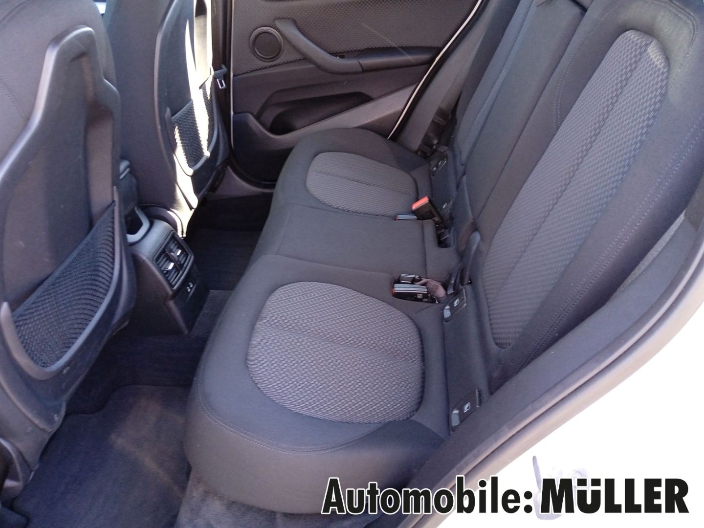BMW X1 xDrive 20 d Advantage - Samsaru's Car Outlet