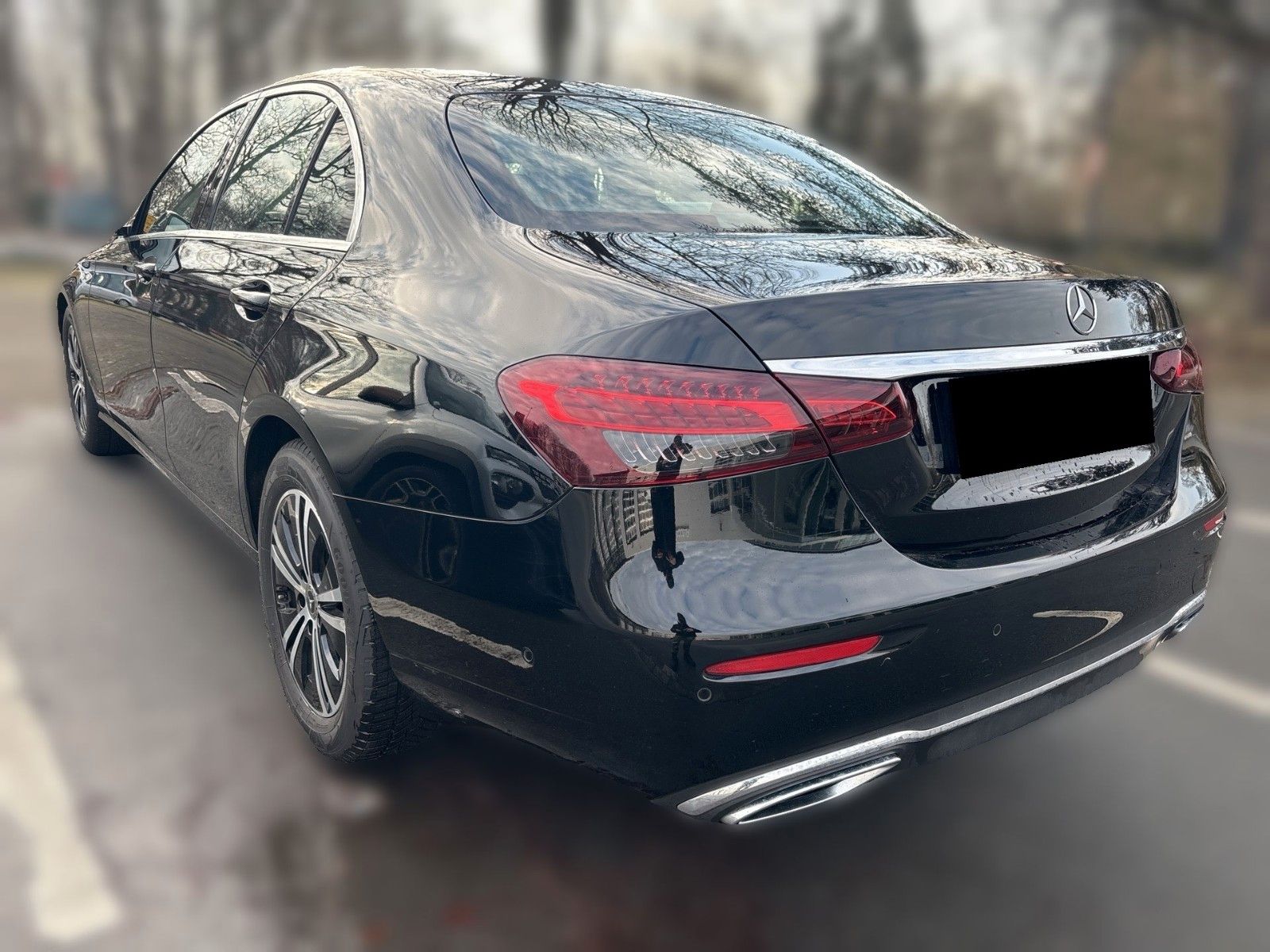 Mercedes-Benz E 200d Lim. Avantgarde ACC AMBIENTE LED R-KAMERA