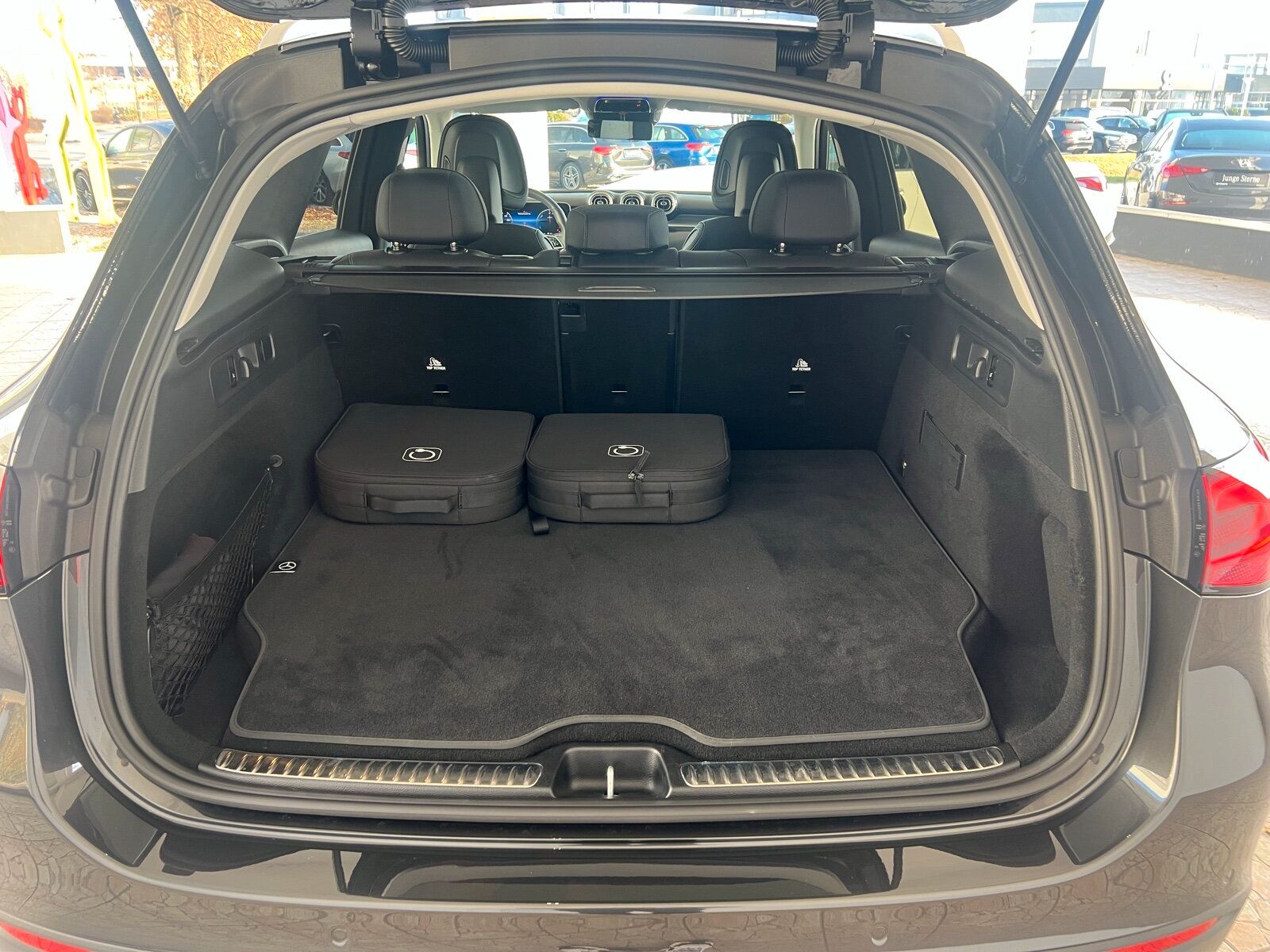 Mercedes-Benz GLC 300 e 4M Avantgarde/Navi/Pano-Dach/Distronic