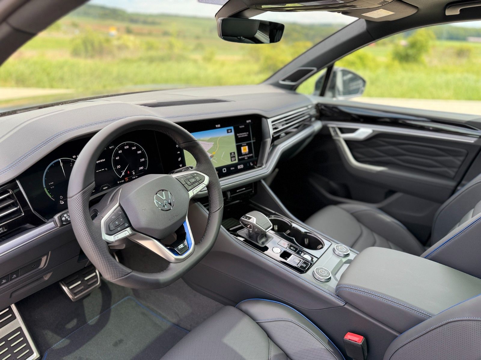 Volkswagen Touareg R eHYBRID+FINAL EDITION+AHK+PANO