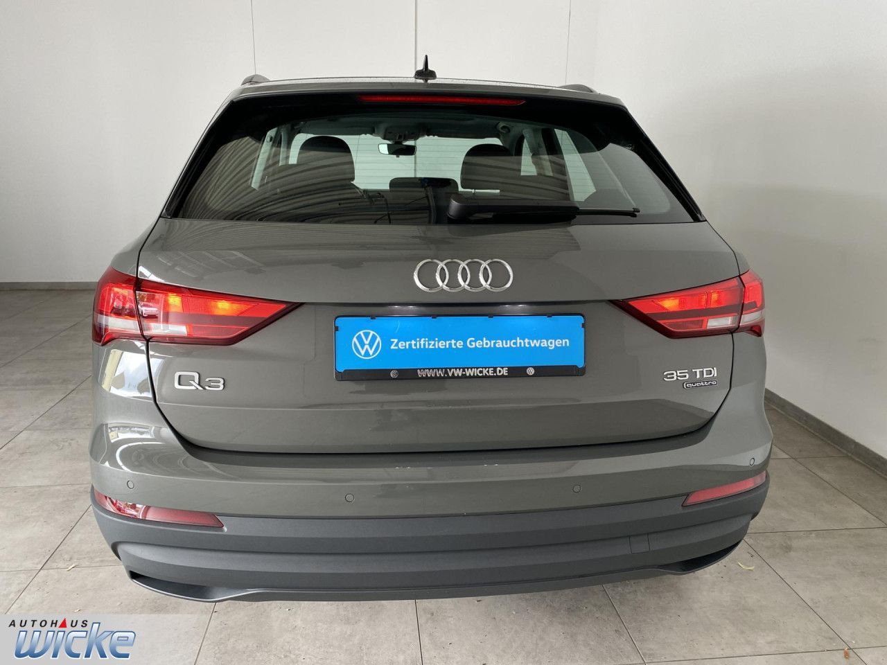 Audi Q3 35 TDI quattro - Samsaru's Car Outlet