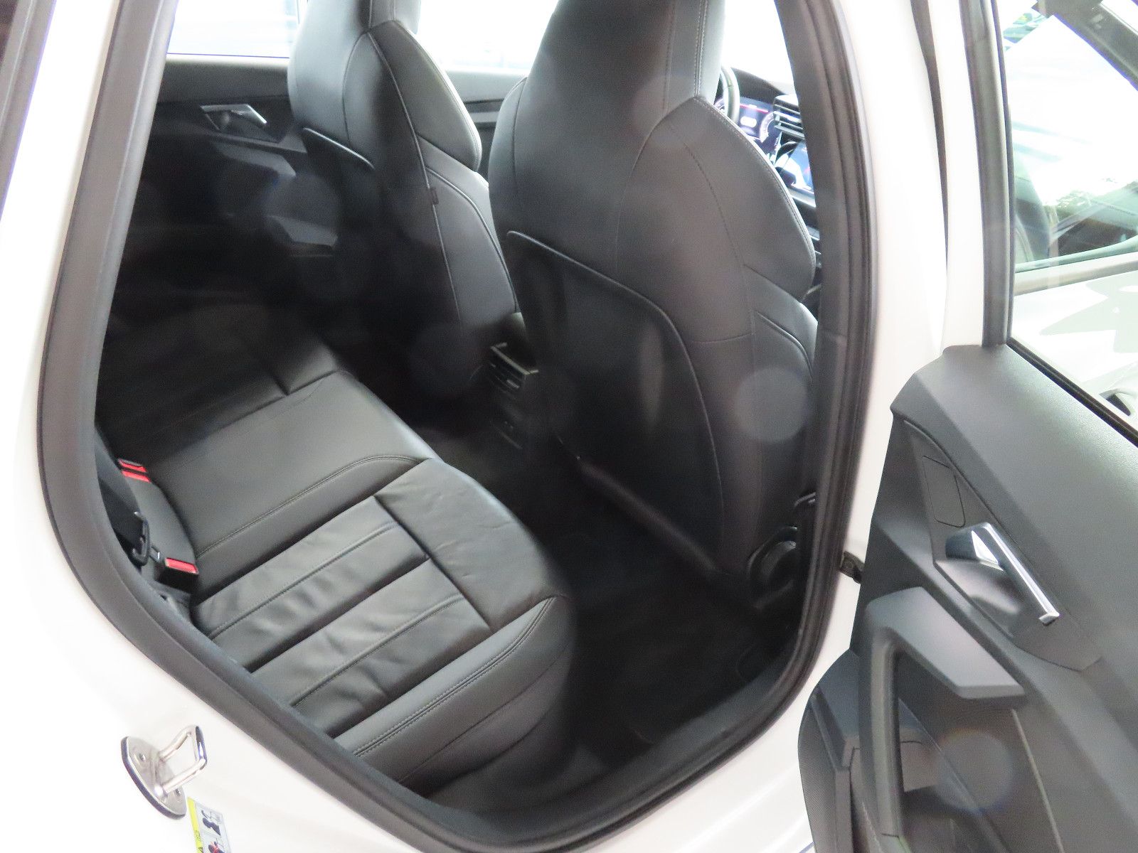 Audi A3 Sportback 40 TFSI e S line - Samsaru's Car Outlet