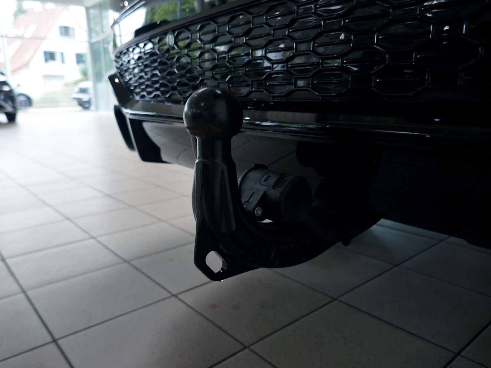 Audi RS Q8 quattro 4.0 V8 441 kW | LED RFK AHK Navi