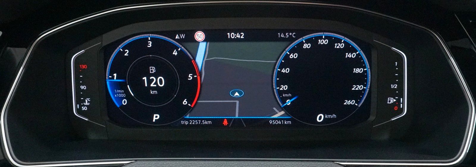 Volkswagen Passat Variant R-Line 4Motion 2.0 TDI*AHK*IQ.Lig